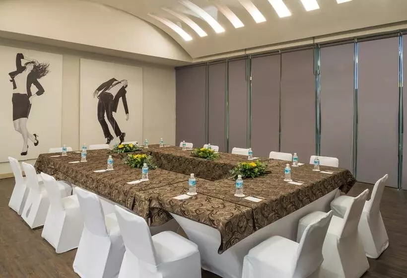 Otel Real Inn Ciudad Juarez By The Usa Consulate