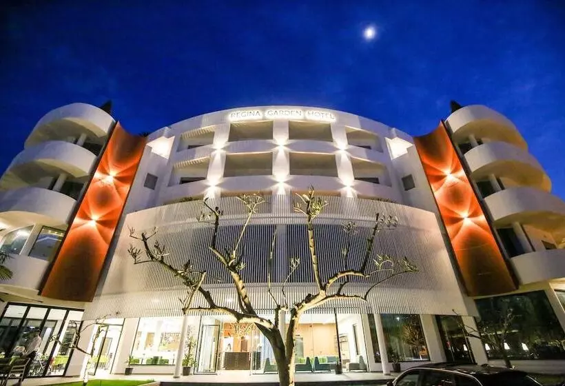 ホテル Regina Garden Vlore