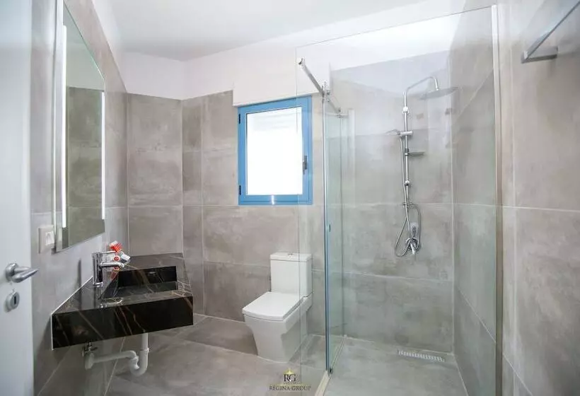 ホテル Regina Garden Vlore