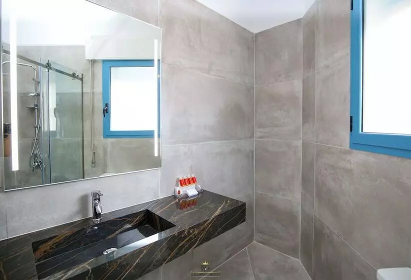 ホテル Regina Garden Vlore