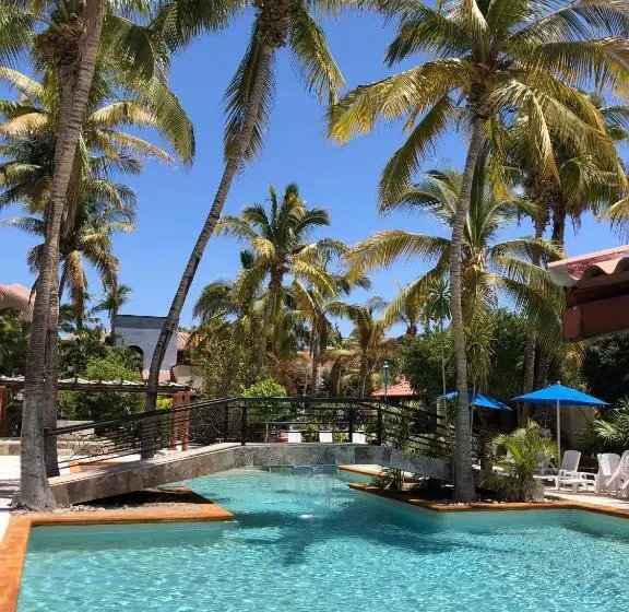 ホテル The Westmarine Waterfront