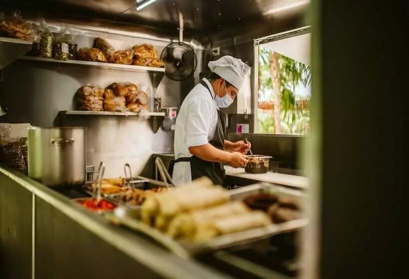 هتل Valentin Imperial Riviera Maya All Inclusive   Adults Only