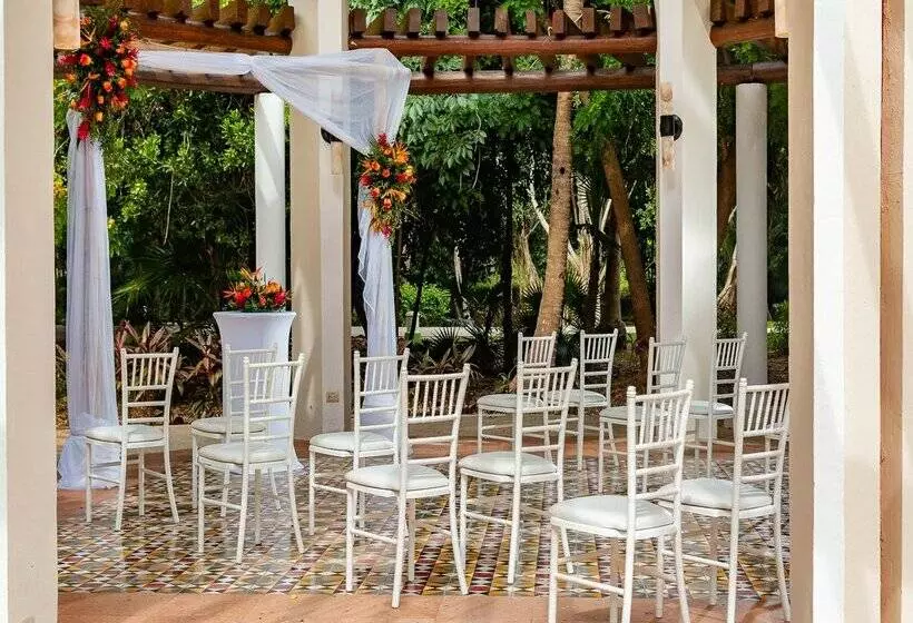 هتل Valentin Imperial Riviera Maya All Inclusive   Adults Only