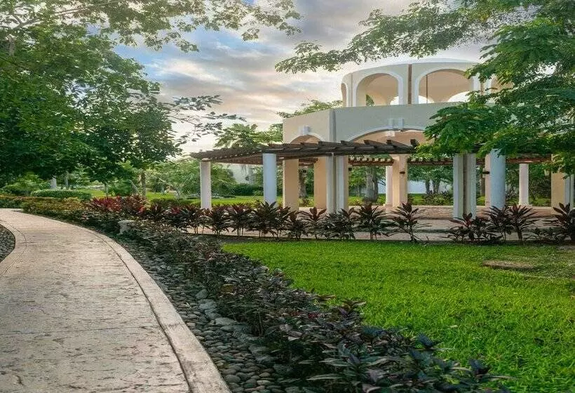 هتل Valentin Imperial Riviera Maya All Inclusive   Adults Only