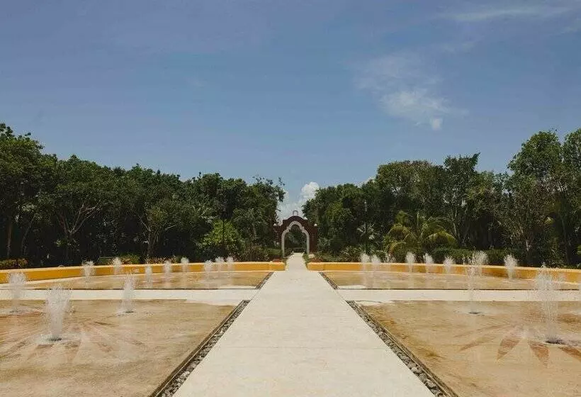 هتل Valentin Imperial Riviera Maya All Inclusive   Adults Only