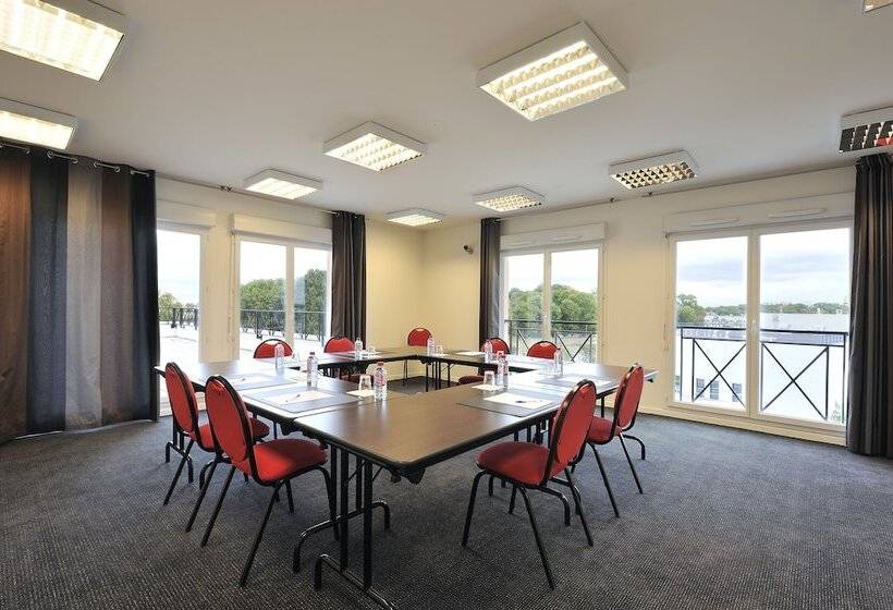 اقامتگاه Résidence Du Parc Appart