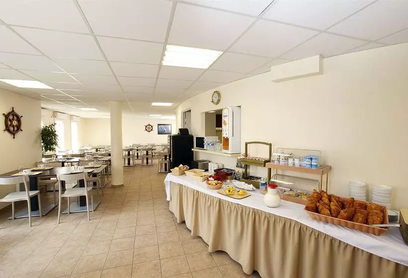 Appart'hôtel Appart'City Pontoise Cergy le Haut