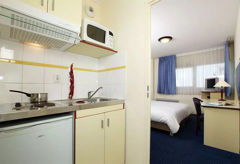 Appart'hôtel Appart'City Pontoise Cergy le Haut