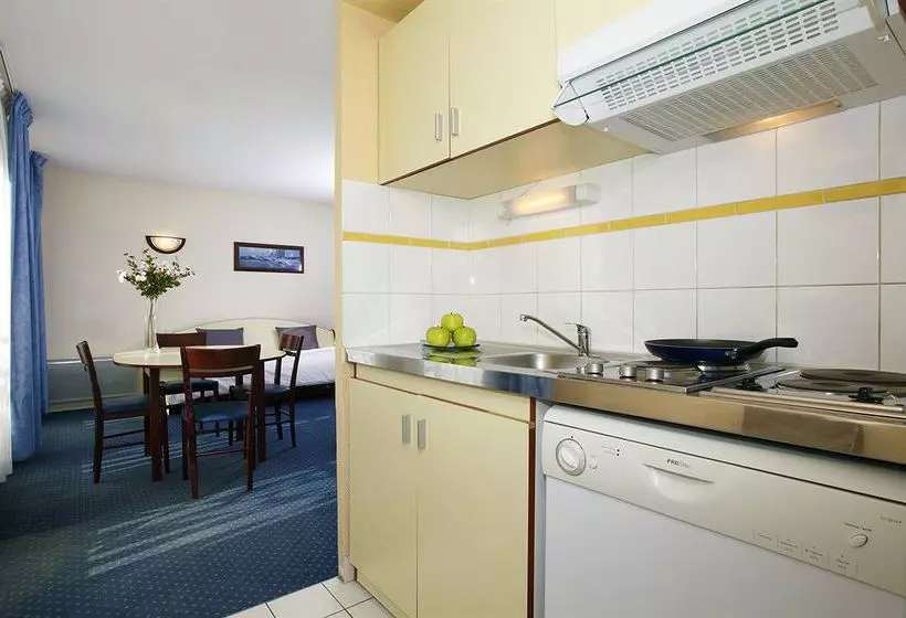 Appart'hôtel Appart'City Pontoise Cergy le Haut