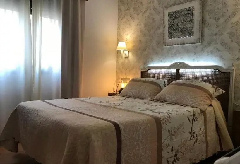 فندق فئة نجمة واحدة Macavi