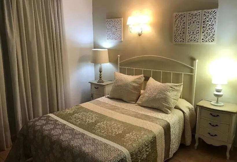 فندق فئة نجمة واحدة Macavi