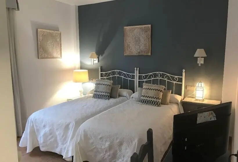 فندق فئة نجمة واحدة Macavi