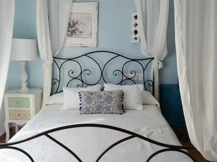 فندق فئة نجمة واحدة Macavi