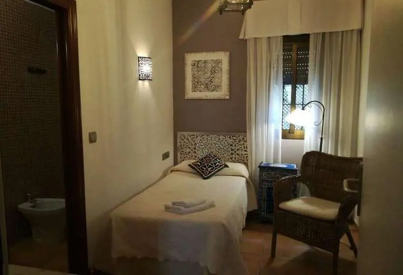 فندق فئة نجمة واحدة Macavi