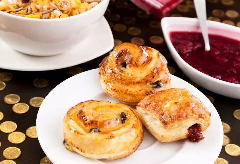 فندق 104 Art Suites