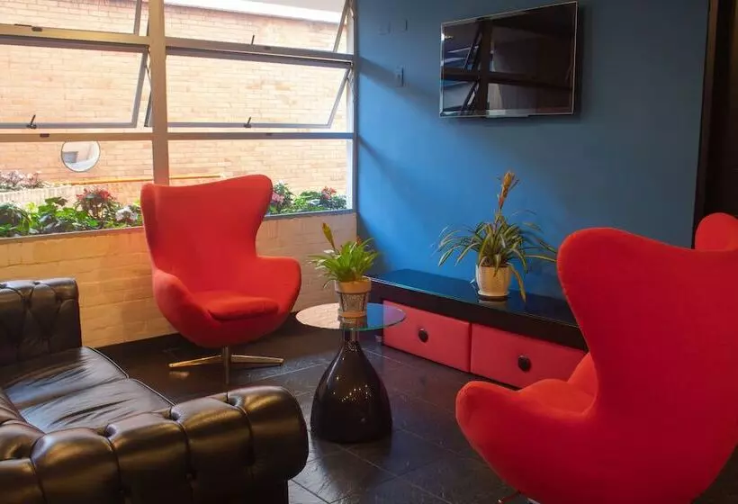 فندق 104 Art Suites