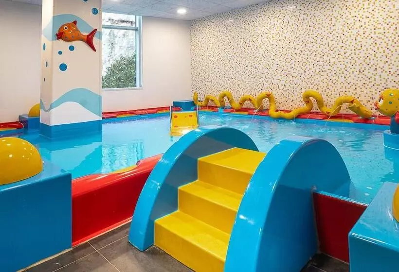 Hotel Agora Spa & Resort