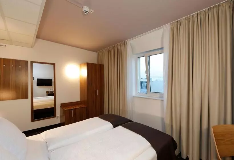 B&B Hotel Berlin City Ost