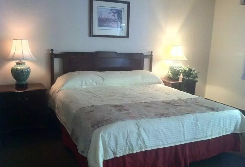 酒店 Caravelle Inn Extended Stay