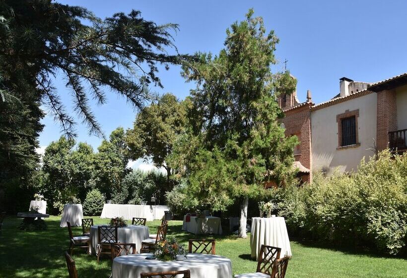 Отель Caserio De Lobones