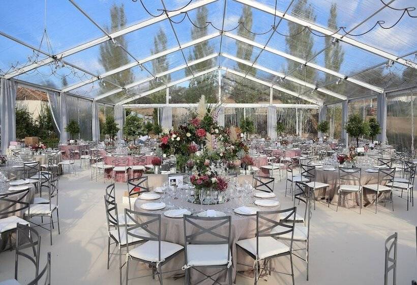 Отель Caserio De Lobones