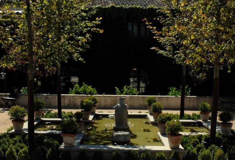 Отель Caserio De Lobones