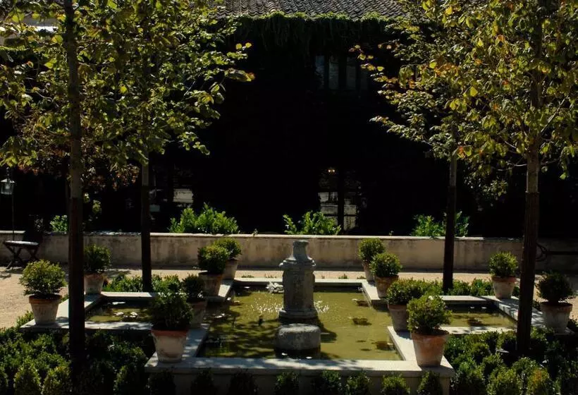 Отель Caserio De Lobones