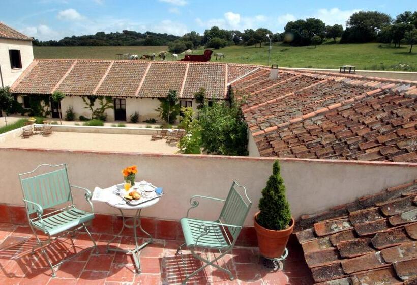 Отель Caserio De Lobones