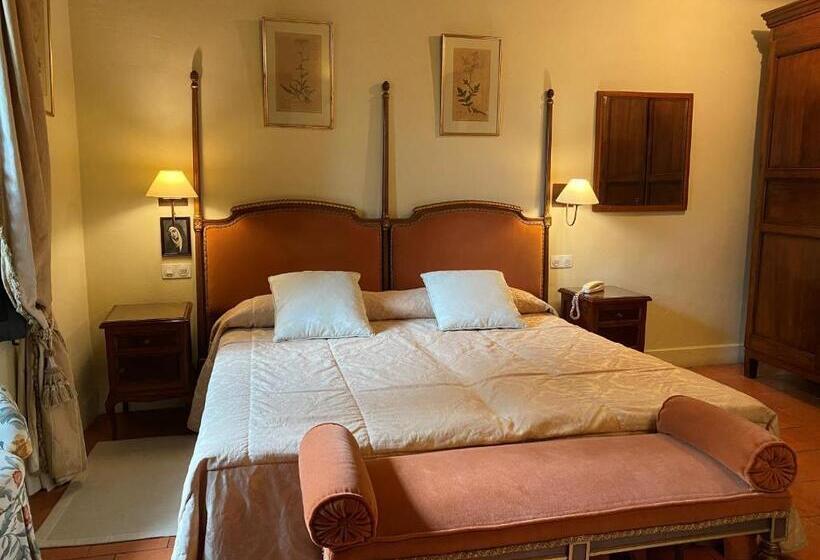 Отель Caserio De Lobones