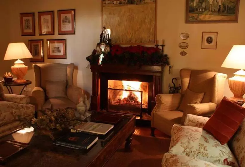 Отель Caserio De Lobones