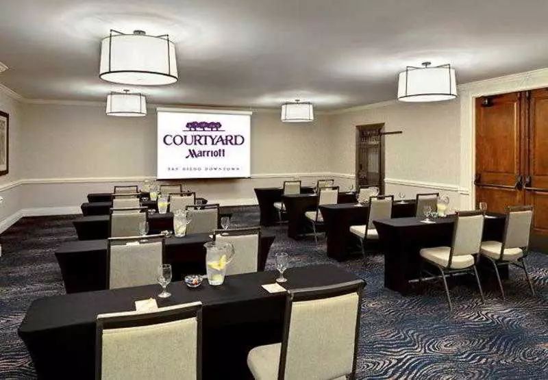 호텔 Courtyard By Marriott San Diego Downtown