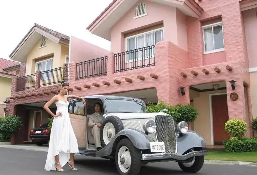 Hotel Crown Regency Suites Mactan