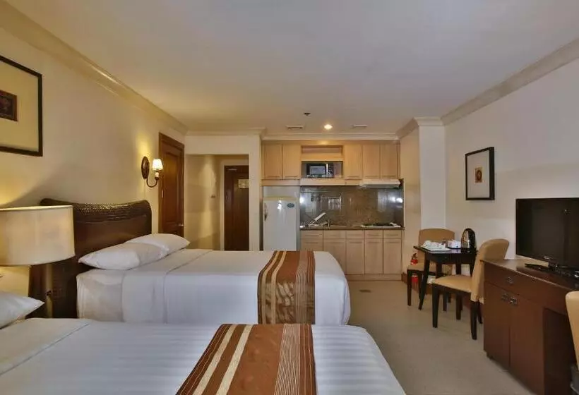 Hotel Crown Regency Suites Mactan