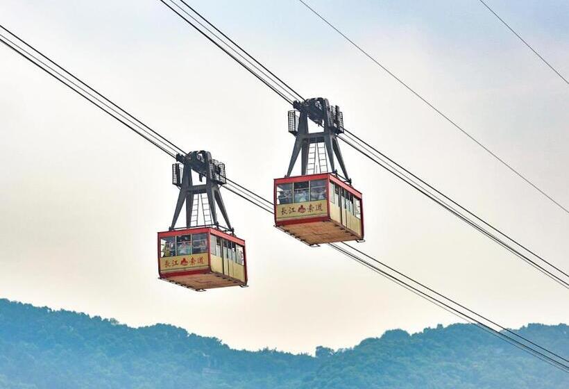 Dekin Hotel Chongqing Jiefangbei