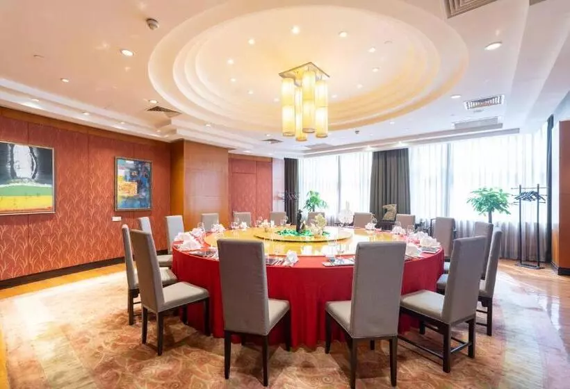 Dekin Hotel Chongqing Jiefangbei