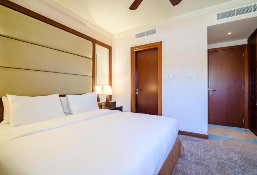 Отель Danat Jebel Dhanna Resort