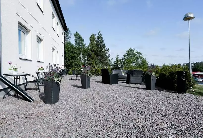 בית מלון כפרי Good Morning Arlanda