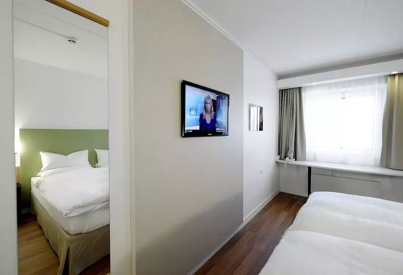 בית מלון כפרי Good Morning Arlanda