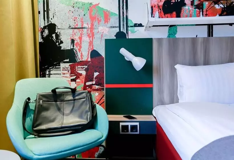 בית מלון כפרי Good Morning Arlanda