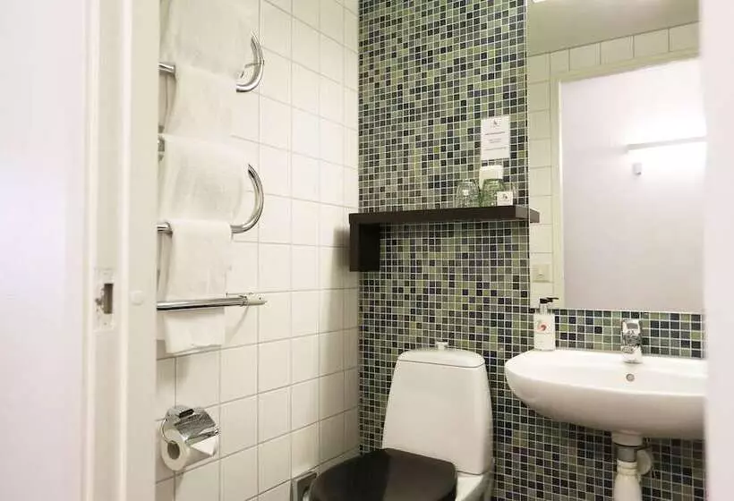 בית מלון כפרי Good Morning Arlanda