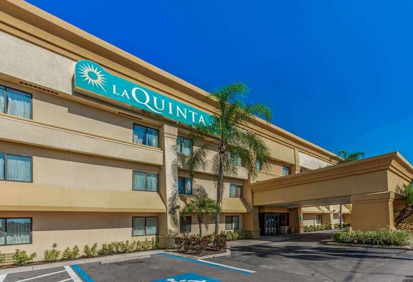 ホテル La Quinta By Wyndham Tampa Brandon West