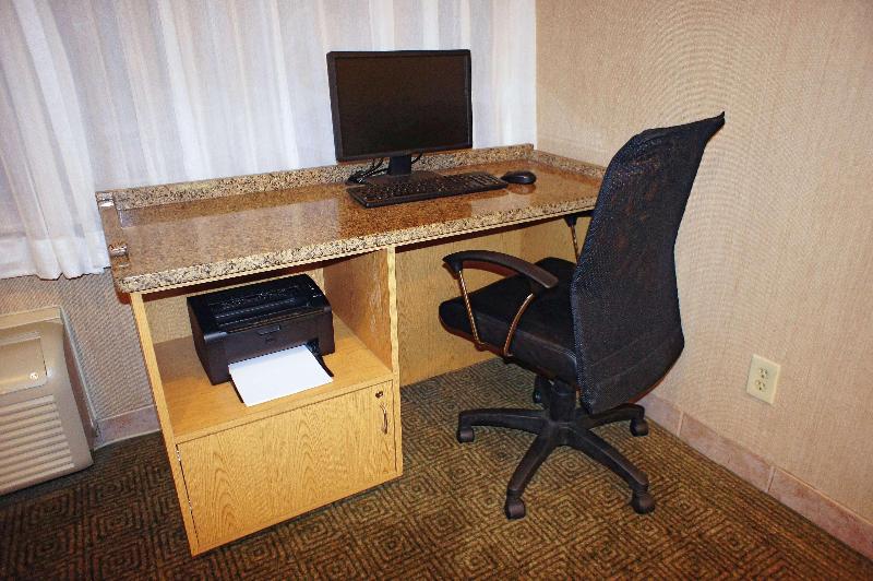 ホテル La Quinta By Wyndham Tampa Brandon West