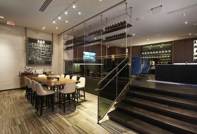 The Lofton Hotel, Tapestry Collection By Hilton