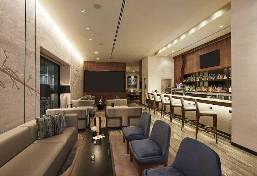 The Lofton Hotel, Tapestry Collection By Hilton