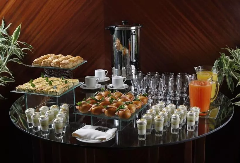 Отель Palace Guayaquil