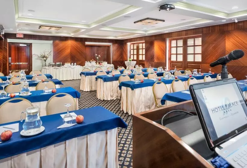 Отель Palace Guayaquil