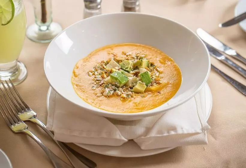 Отель Palace Guayaquil