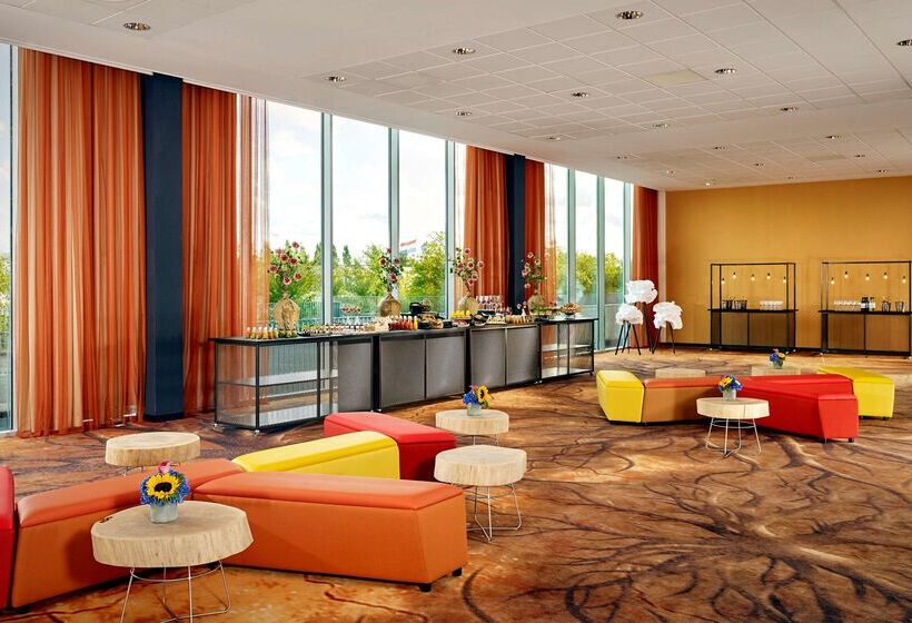 בית מלון כפרי Park Plaza Amsterdam Airport