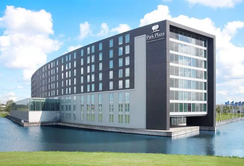 هتل Park Plaza Amsterdam Airport