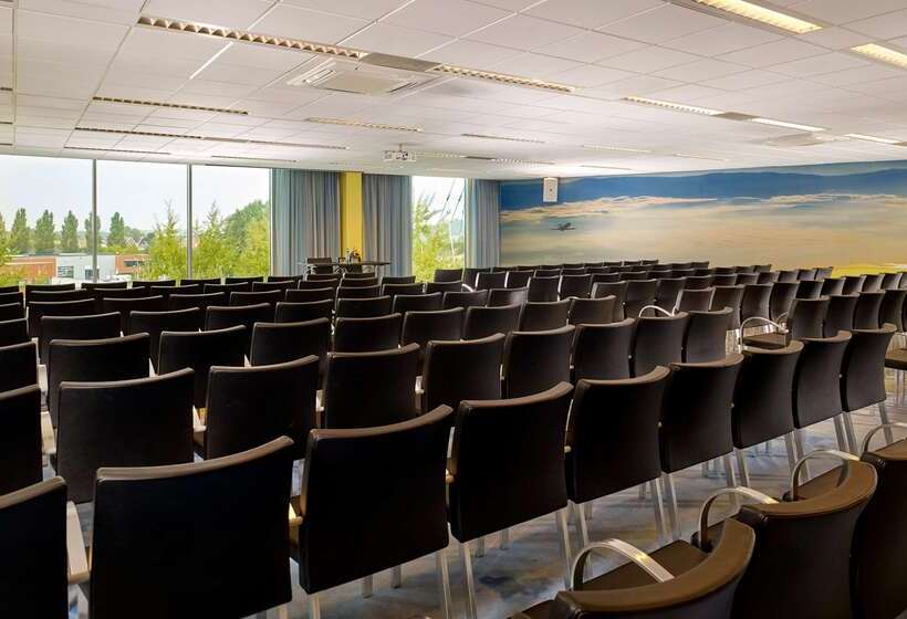 בית מלון כפרי Park Plaza Amsterdam Airport